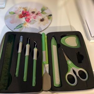 Circut tool kit